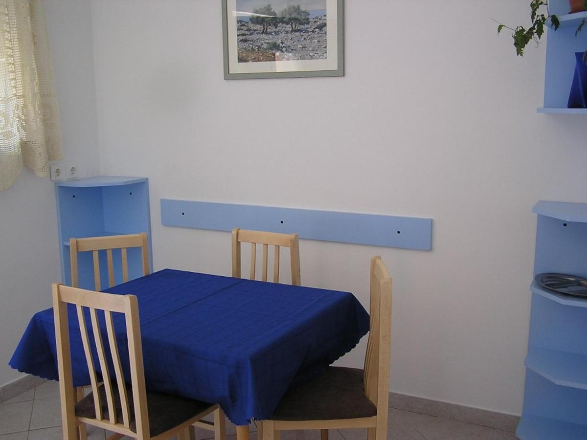 Apartman Justinic Šilo Esterno foto