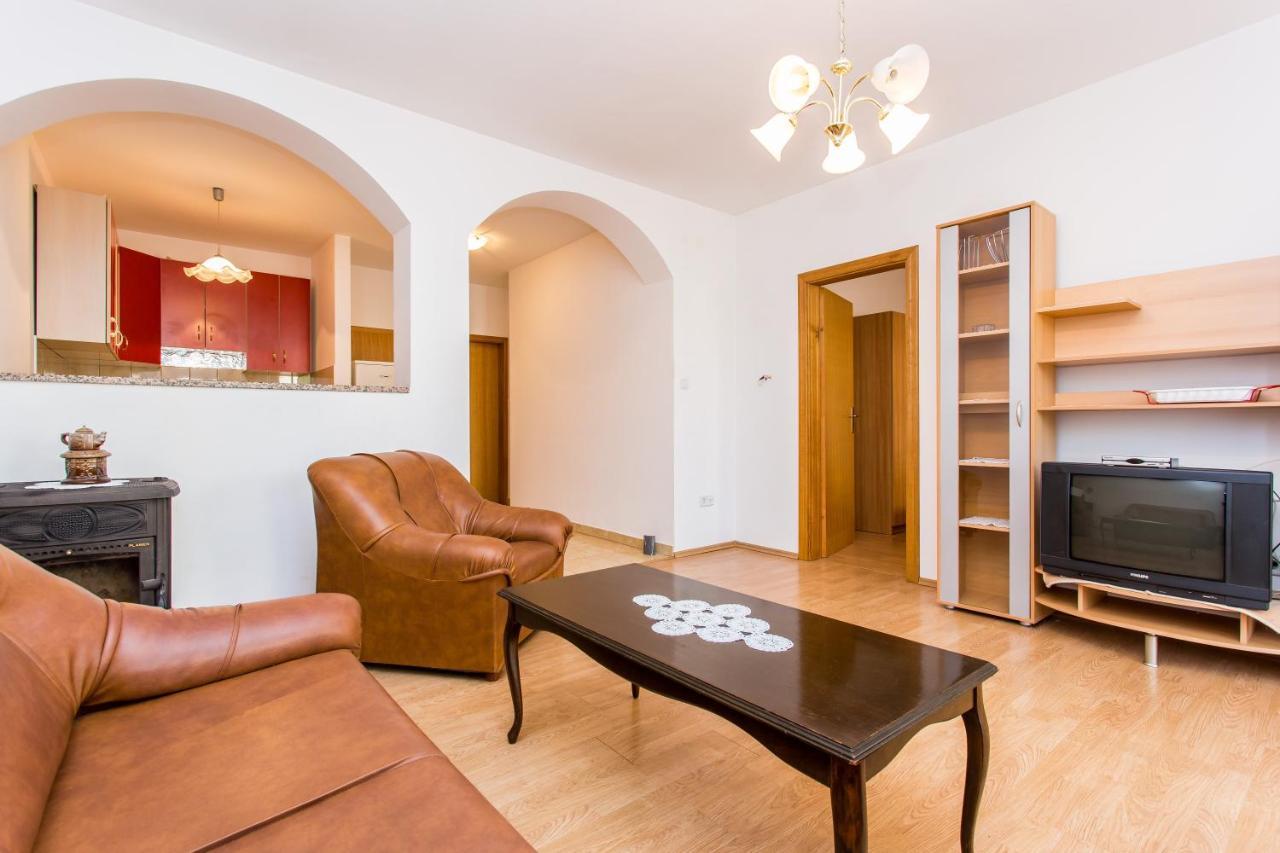 Apartman Justinic Šilo Camera foto