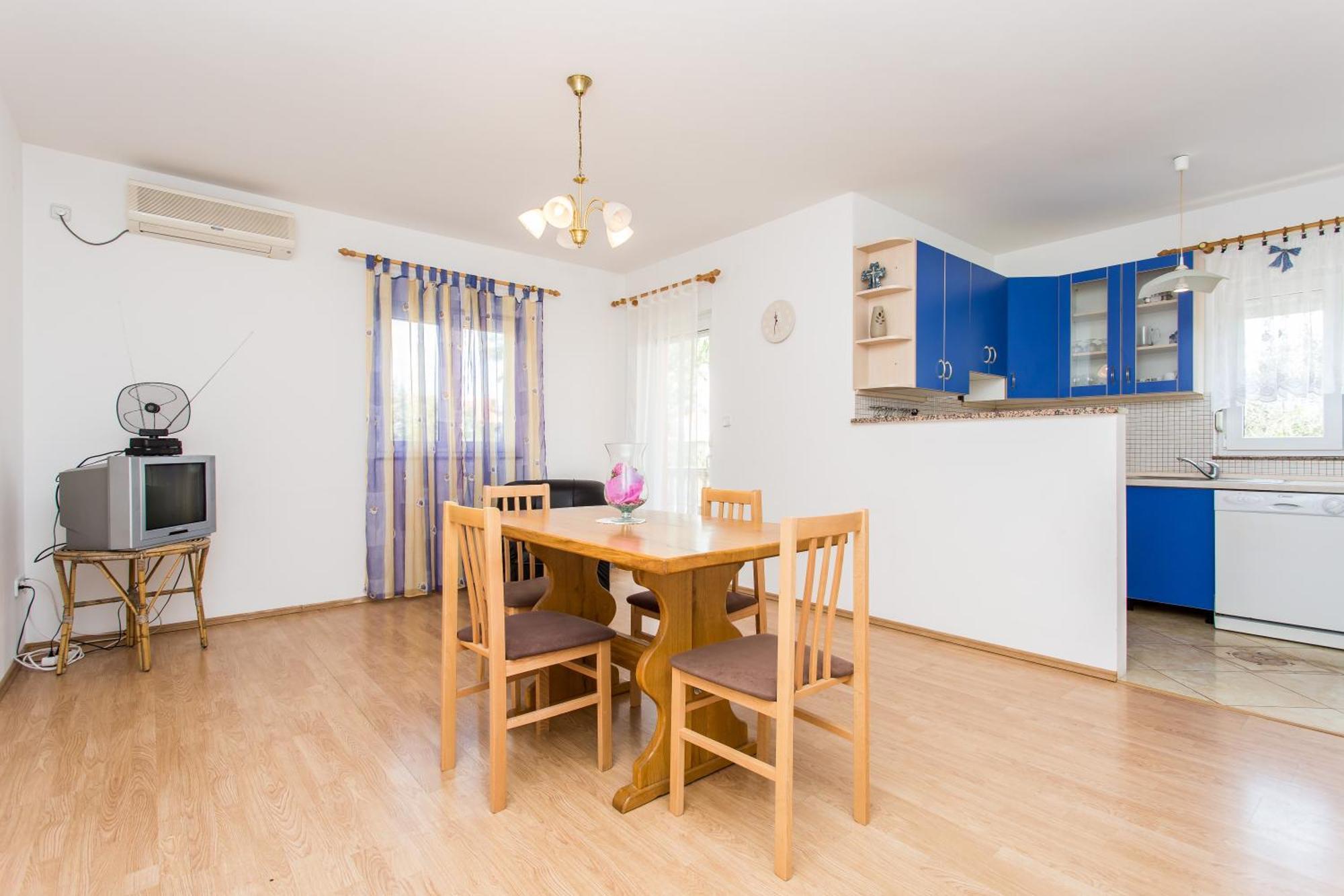 Apartman Justinic Šilo Camera foto