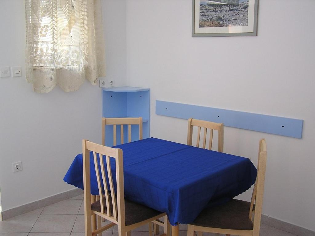 Apartman Justinic Šilo Esterno foto
