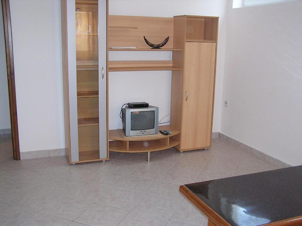 Apartman Justinic Šilo Esterno foto